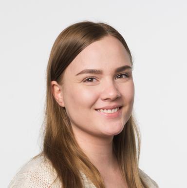 Julia Hagstedt — Pihlajalinna