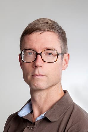 Petri Sipola, Dosentti — Pihlajalinna