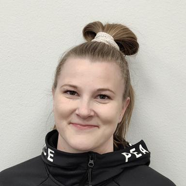 Noora Mustonen — Pihlajalinna
