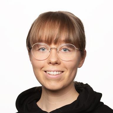 Emma Kostamo — Pihlajalinna