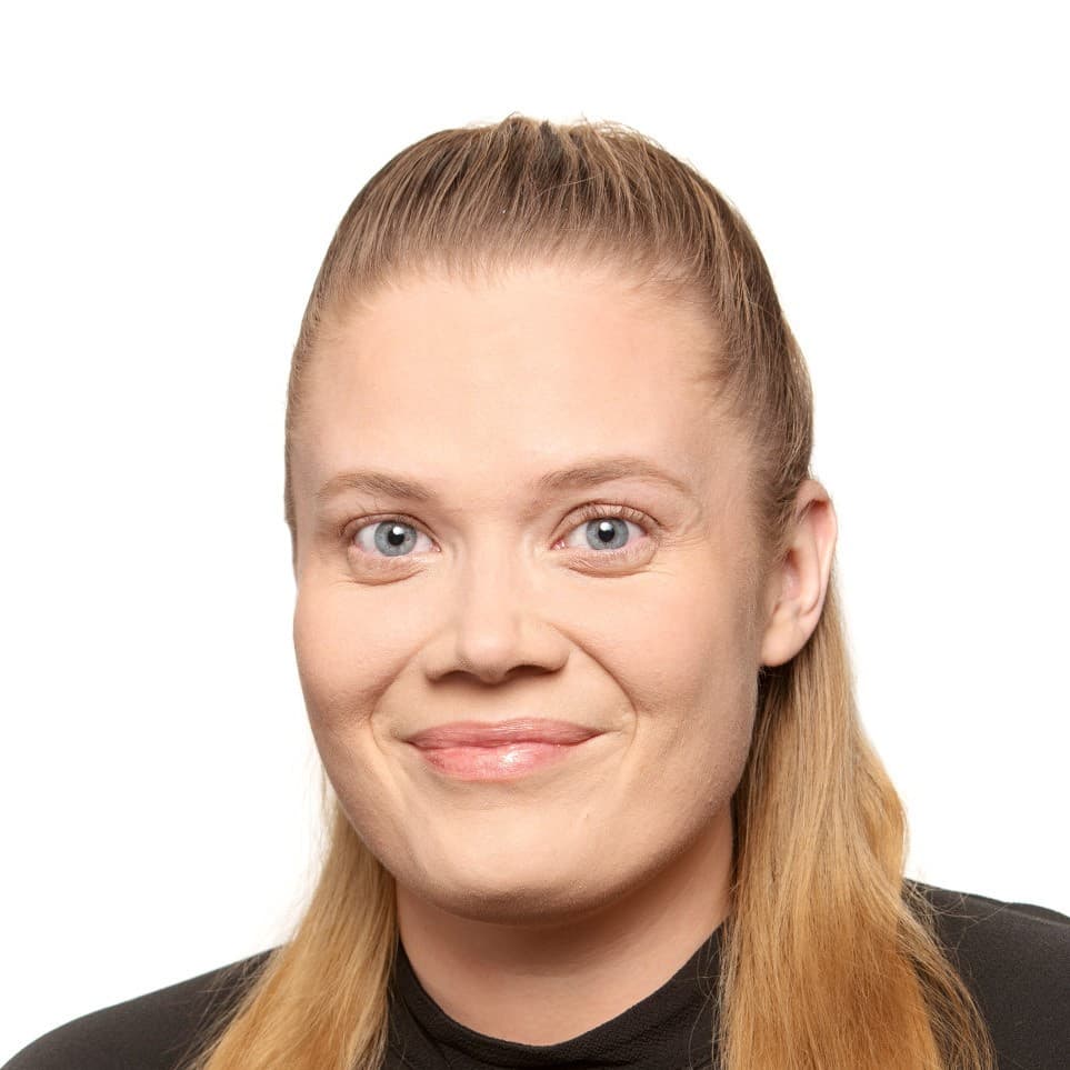 Sofia Naukkarinen — Pihlajalinna