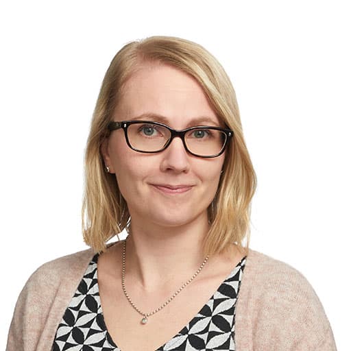 Elina Lampinen — Pihlajalinna