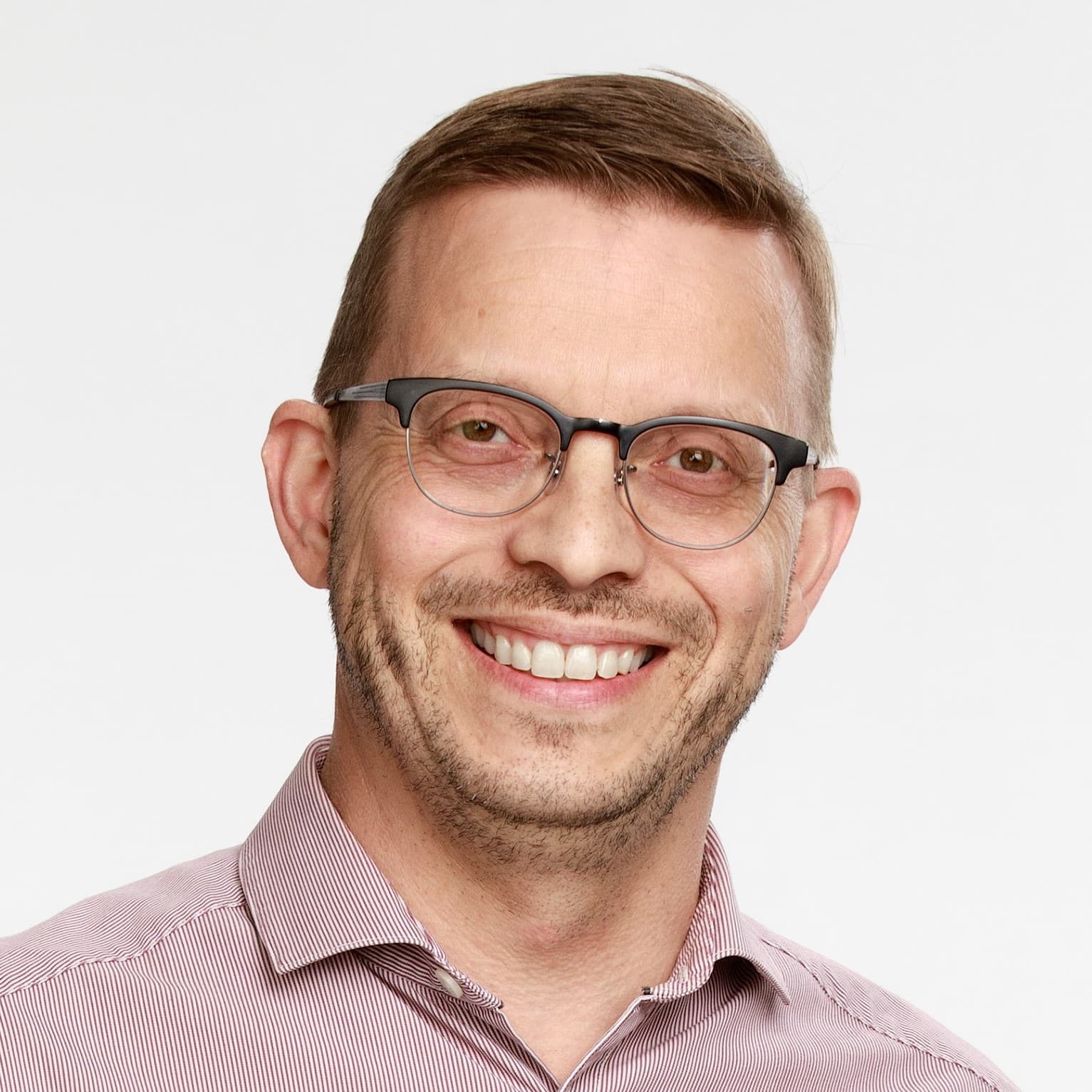 Ari-Pekka Puhto Lääketieteen tohtori — Pihlajalinna