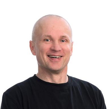 Juha-Pekka Turpeinen, Lääketieteen lisensiaatti — Pihlajalinna