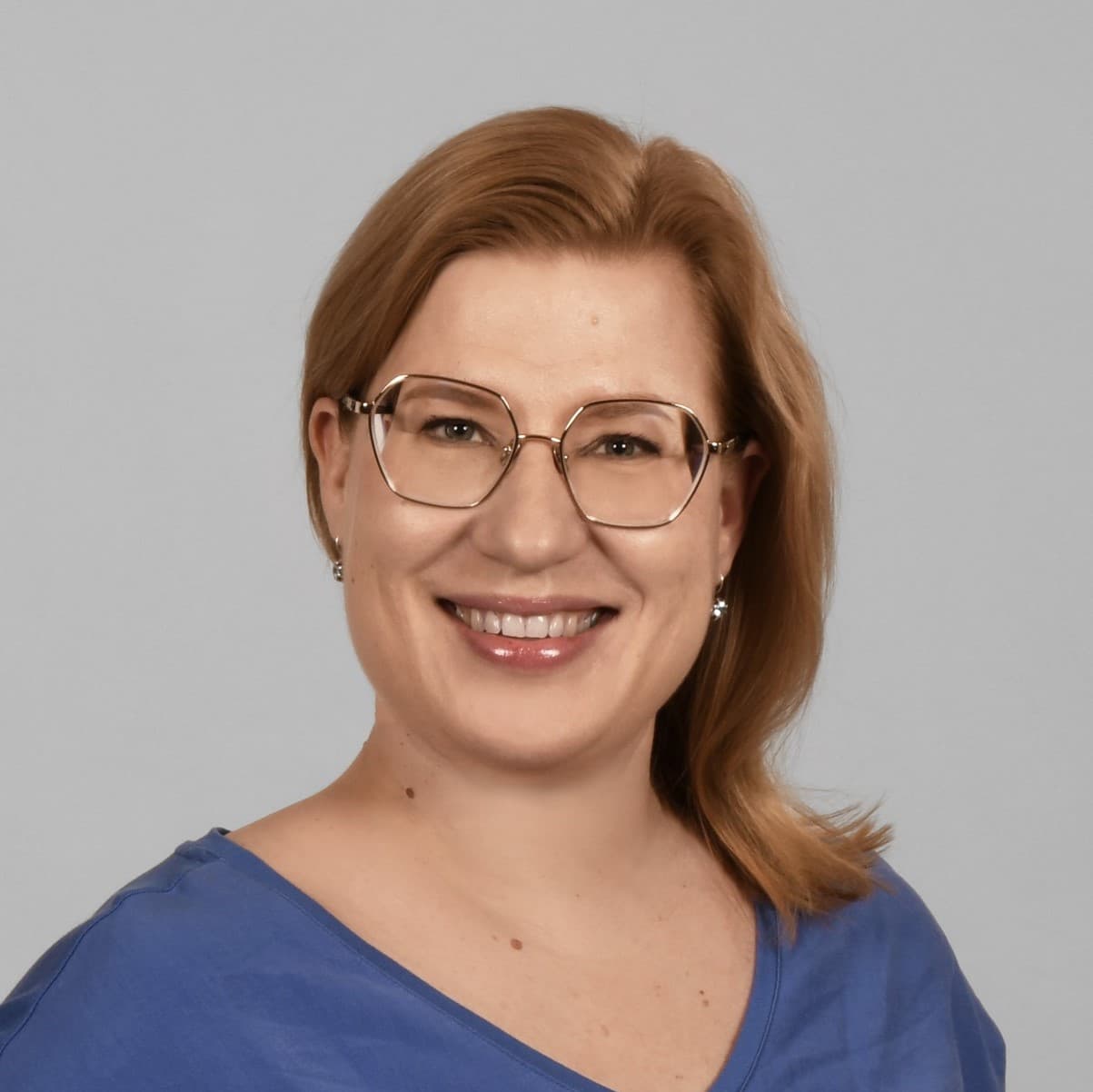 Laura Salovaara — Pihlajalinna