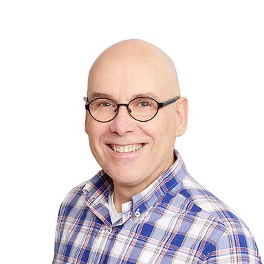 Jarmo Toivanen, Lääketieteen ja kirurgian tohtori — Pihlajalinna
