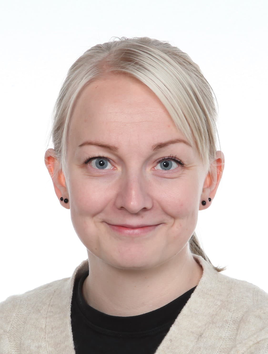 Asta Hietala  — Pihlajalinna