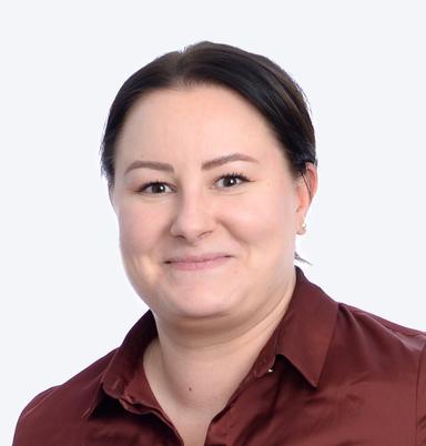 Jenni Karppelin, Lääketieteen lisensiaatti — Pihlajalinna
