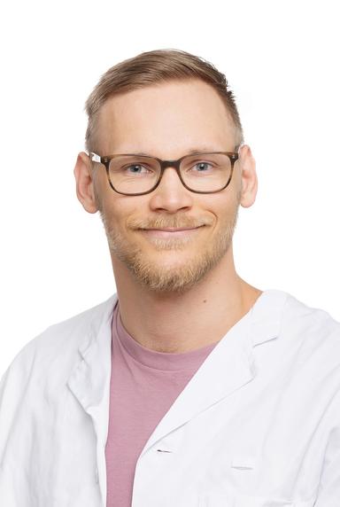 Ville  Tikkanen — Pihlajalinna