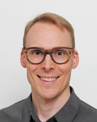 Teppo Syrjälä — Pihlajalinna
