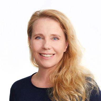 Kaija Järventausta, Lääketieteen tohtori, Dosentti — Pihlajalinna