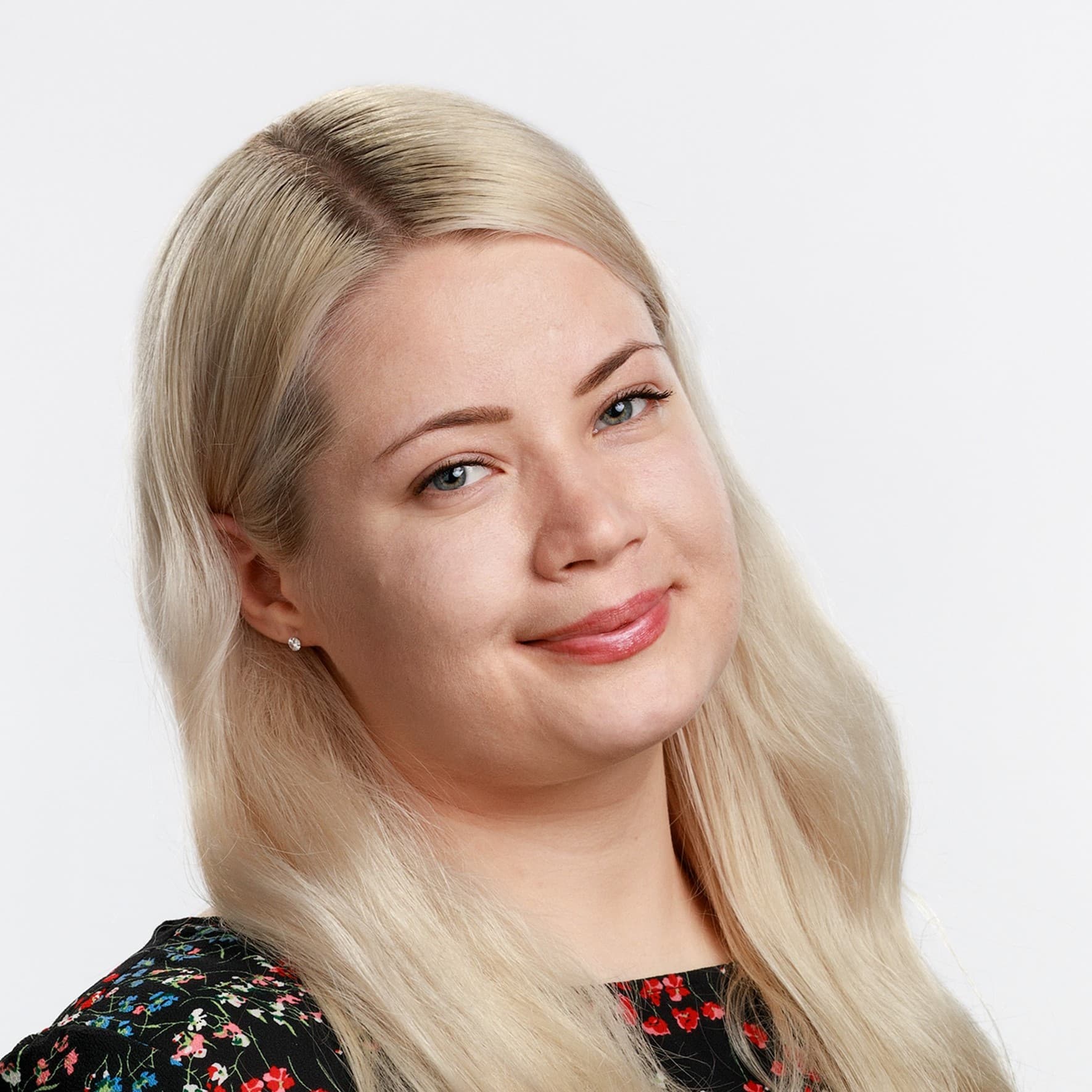 Pauliina Teirikko — Pihlajalinna