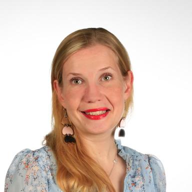 Riikka Sipari — Pihlajalinna
