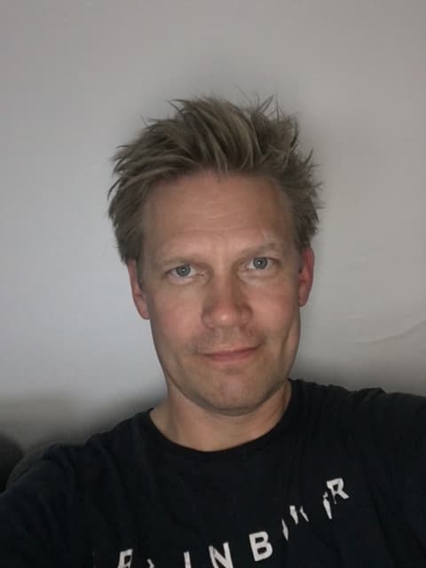 Jaro Junnila — Pihlajalinna