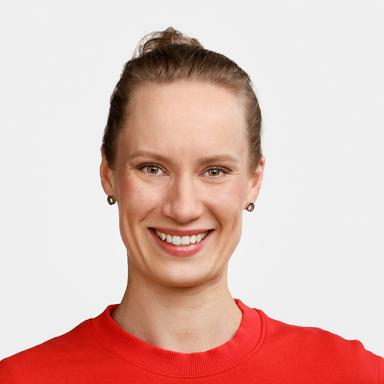 Laura Nummi — Pihlajalinna