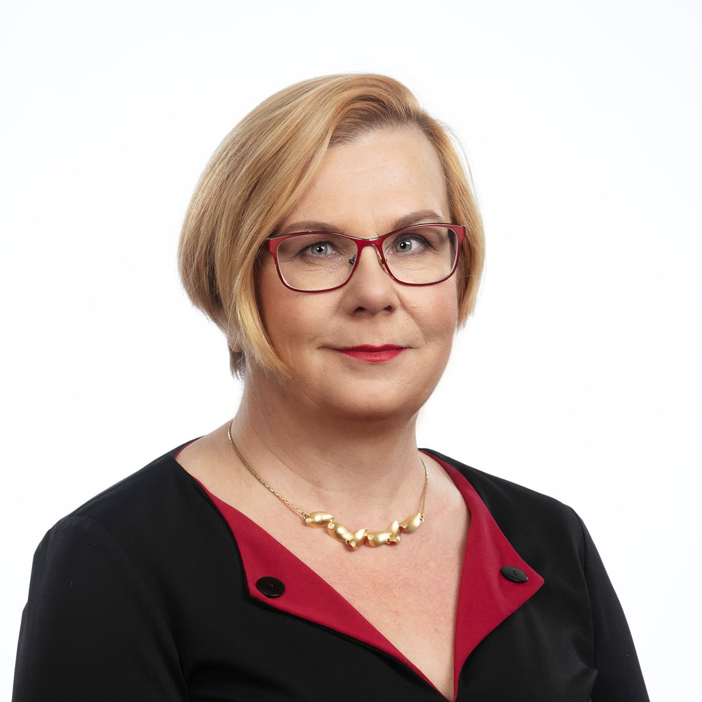 Tarja Niemi — Pihlajalinna