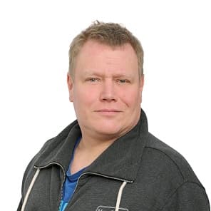 Jussi Saarnisto  — Pihlajalinna