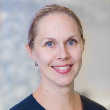 Noora Noponen — Pihlajalinna