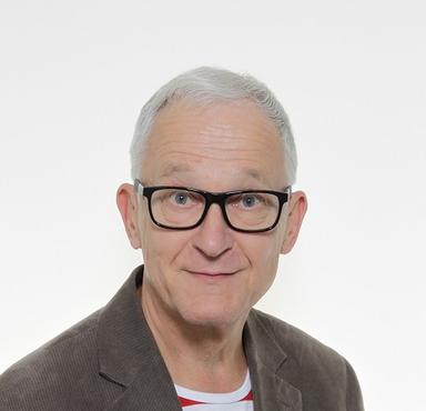 Tuomo Kava, Lääketieteen ja kirurgian tohtori — Pihlajalinna