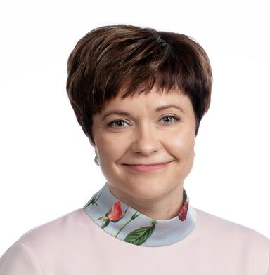 Johanna Uitti, Lääketieteen tohtori — Pihlajalinna