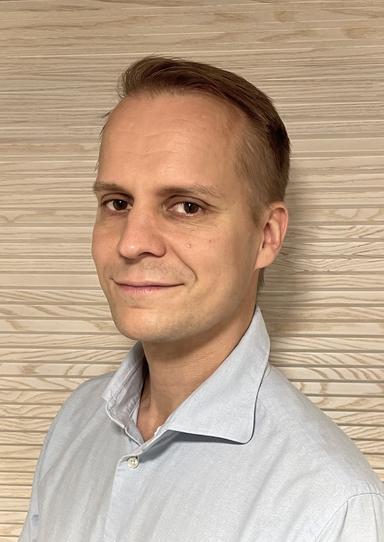 Toni Luokkala, Medicine doktor — Pihlajalinna
