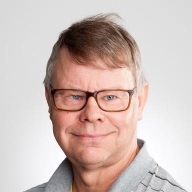 Seppo Poutiainen — Pihlajalinna