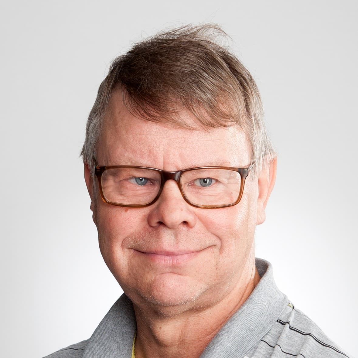 Seppo Poutiainen — Pihlajalinna