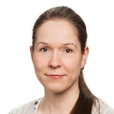 Sabina Lähteenmäki, Lääketieteen lisensiaatti — Pihlajalinna