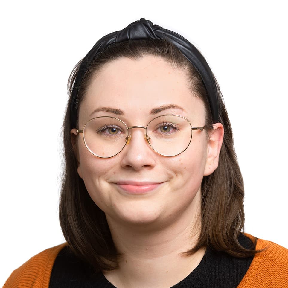 Tuula Mäkeläinen — Pihlajalinna