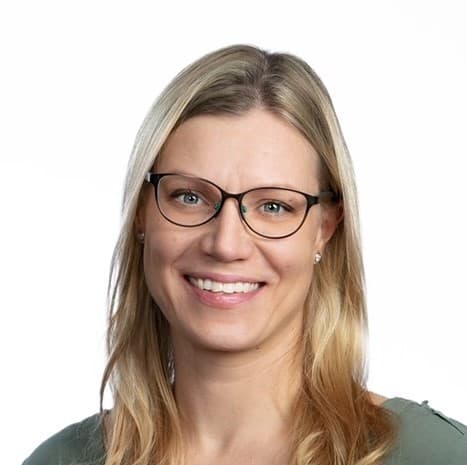 Leena Mäkitalo — Pihlajalinna