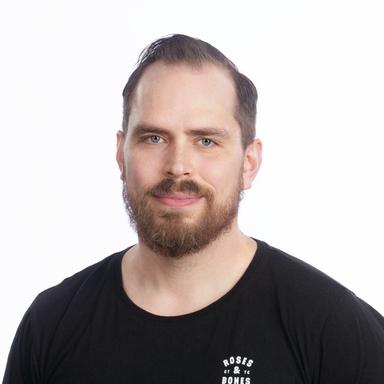 Tomas Rajalin, Lääketieteen lisensiaatti — Pihlajalinna