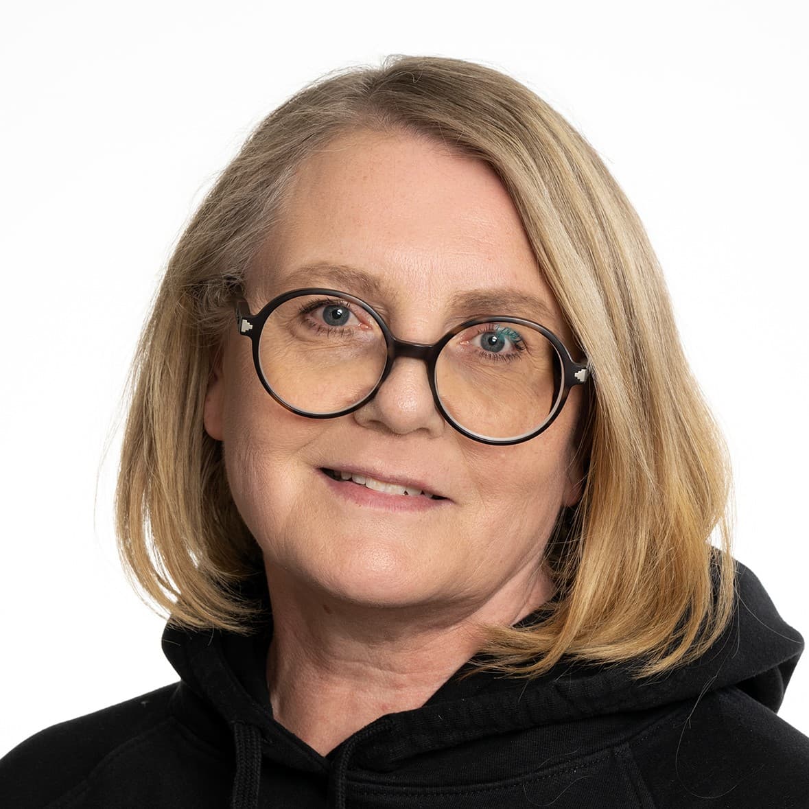 Leena Levy — Pihlajalinna