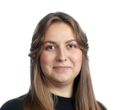 Louise Hellström — Pihlajalinna
