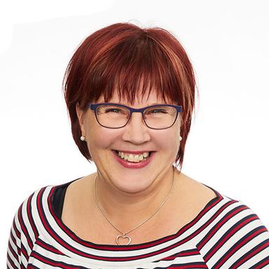 Aino Kuivalainen — Pihlajalinna