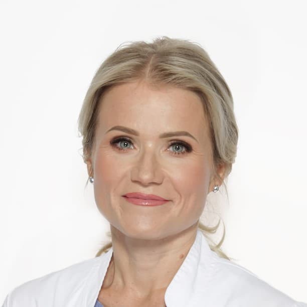 Hanna Niskasaari  — Pihlajalinna