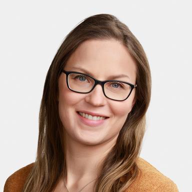 Saana Kauppi, Lääketieteen lisensiaatti — Pihlajalinna
