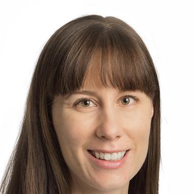 Anniina Kangasaho, Lääketieteen lisensiaatti — Pihlajalinna