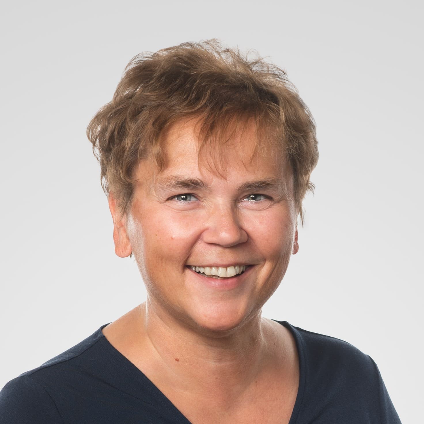 Anne Koivuneva  — Pihlajalinna