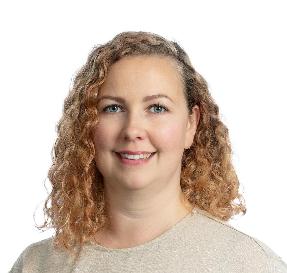 Emilia Häyry — Pihlajalinna