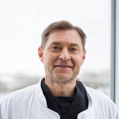Veikko Kiljunen — Pihlajalinna