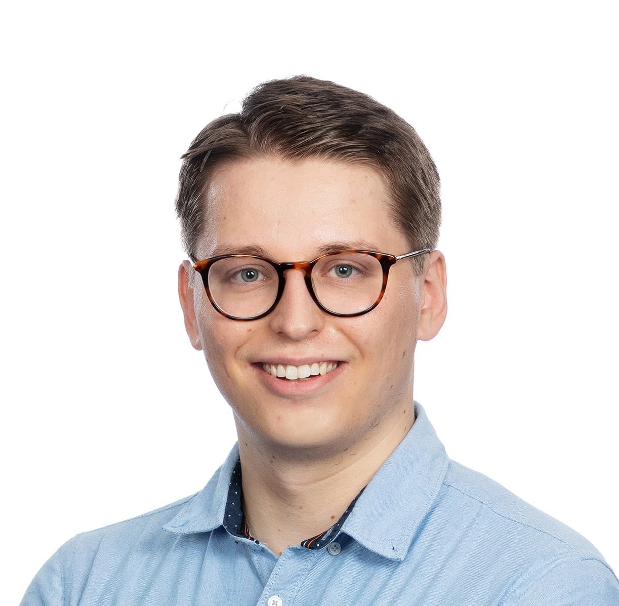 Severi Salonen Lääketieteen lisensiaatti — Pihlajalinna