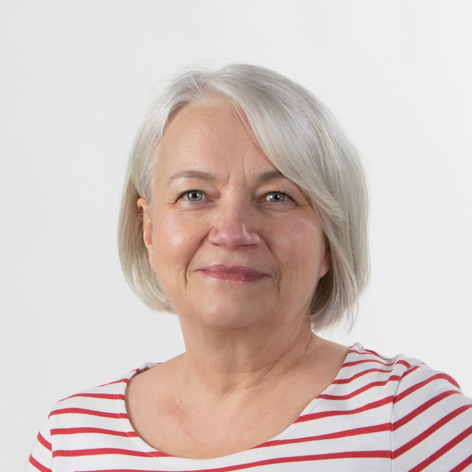 Paula Lind — Pihlajalinna