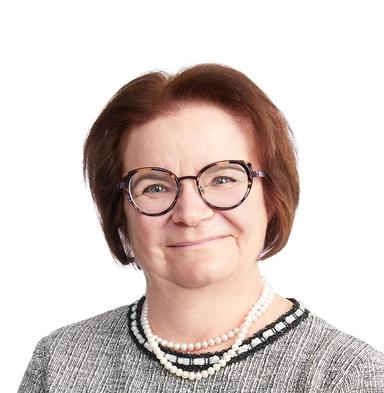 Aija Iivanainen, Doctor of Medical Science — Pihlajalinna