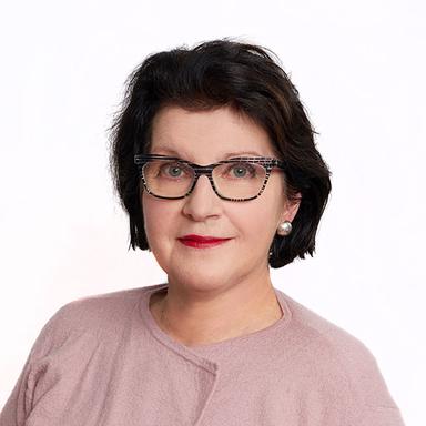 Marja-Leena Pussinen, Lääketieteen lisensiaatti — Pihlajalinna