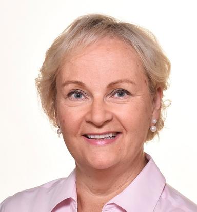 Jaana Helenius-Hietala, Doctor of Dental Science — Pihlajalinna