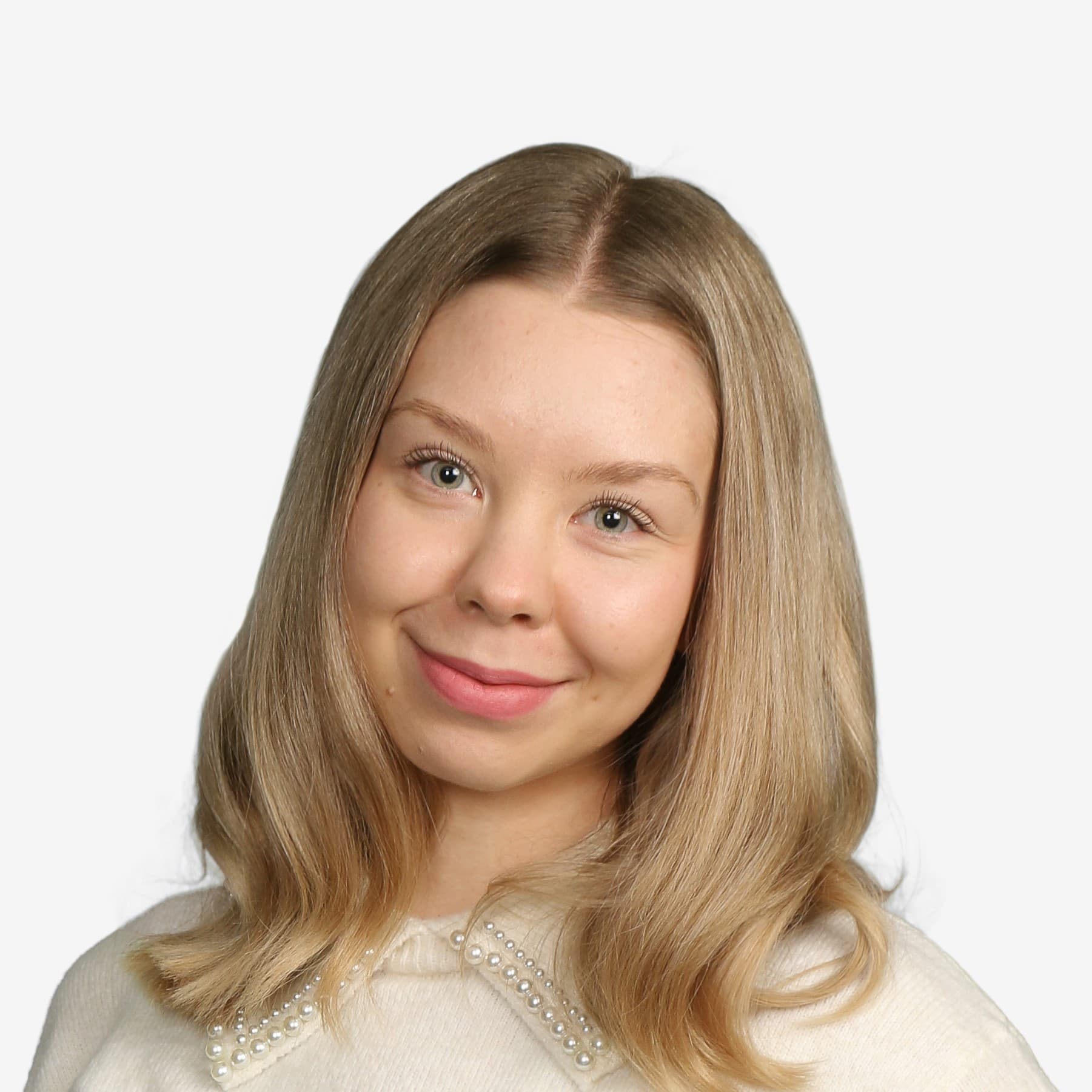 Jasmin Simanainen — Pihlajalinna