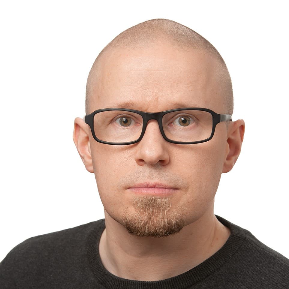 Ari Välitalo — Pihlajalinna