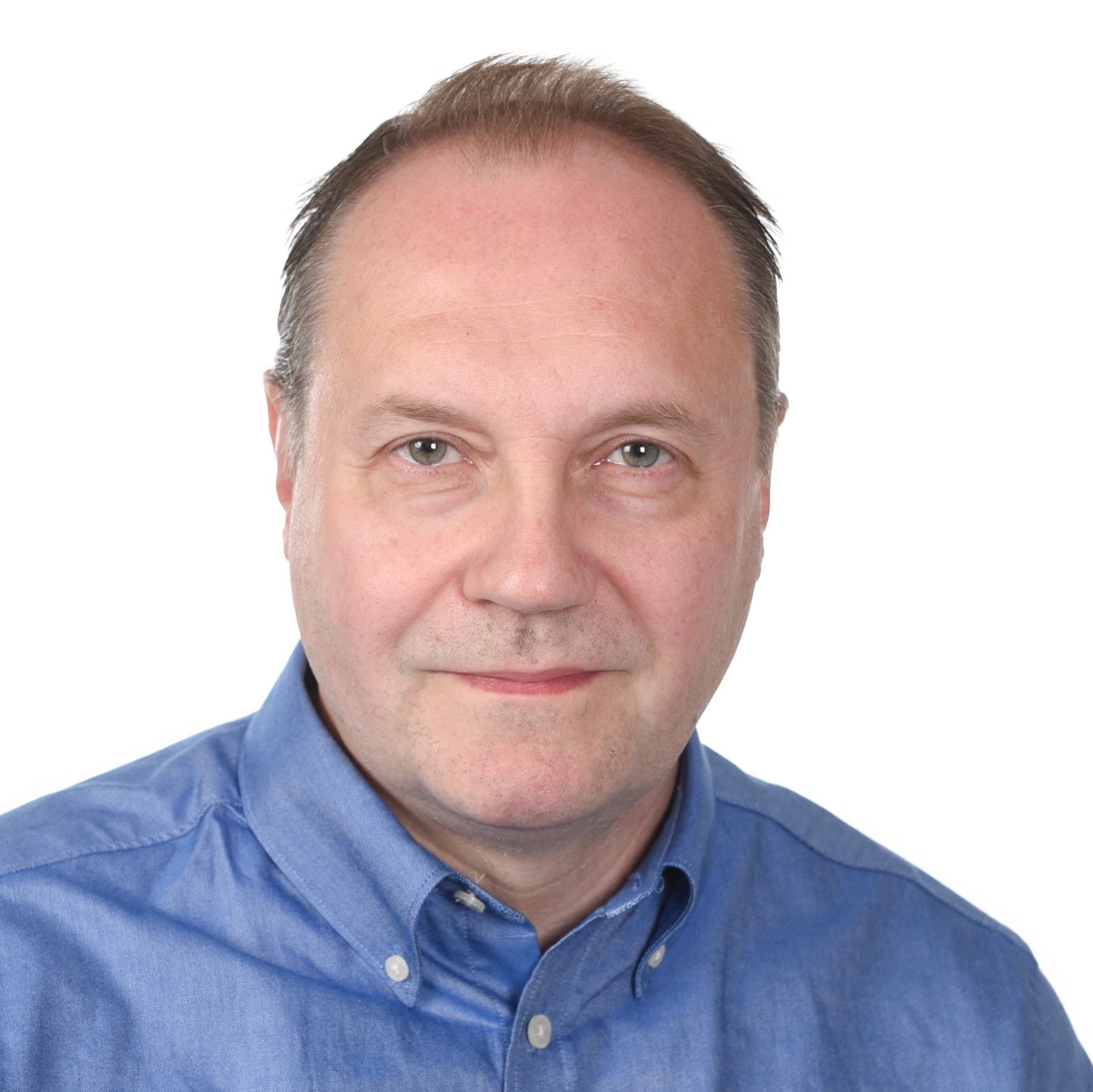 Joni Puikkonen — Pihlajalinna