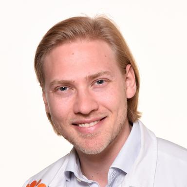 Jussi Kosola, Doctor of Medical Science, Docent — Pihlajalinna