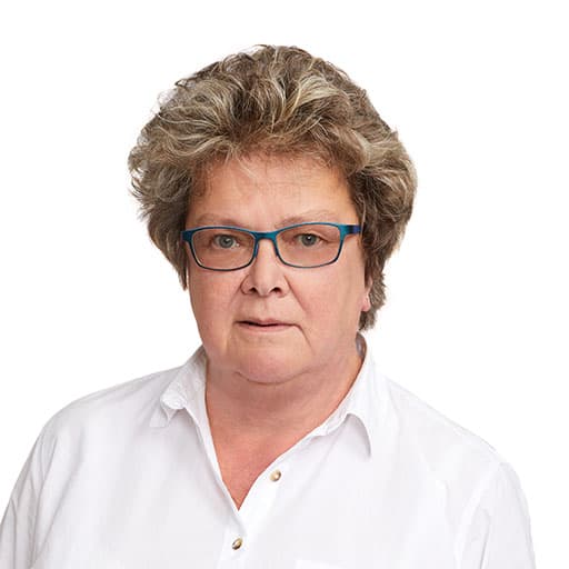 Annikki Vaalasti Dosentti, Lääketieteen ja kirurgian tohtori — Pihlajalinna